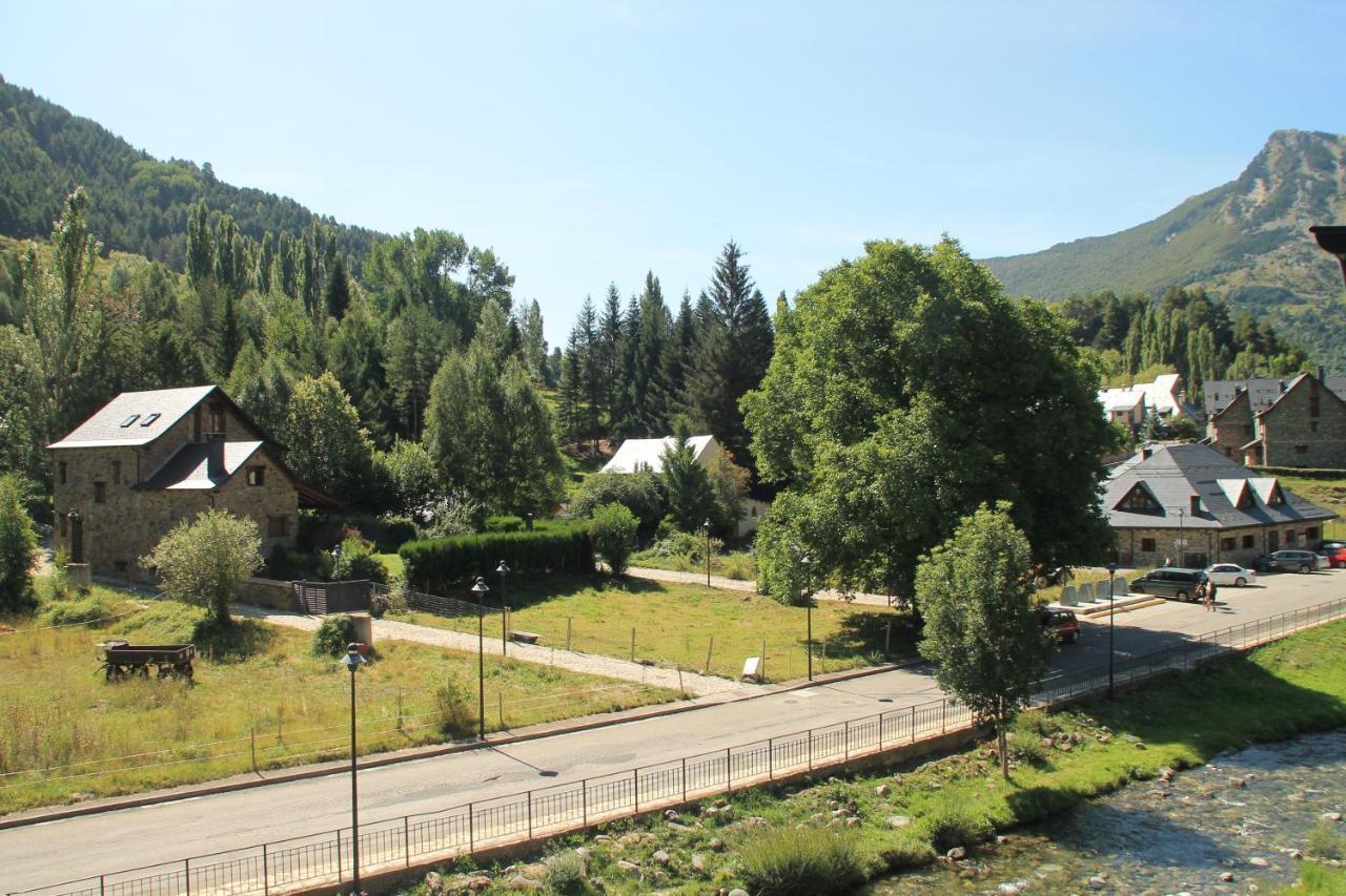 Sallent De Gallego - Formigal - Pirineos Sur Exterior foto