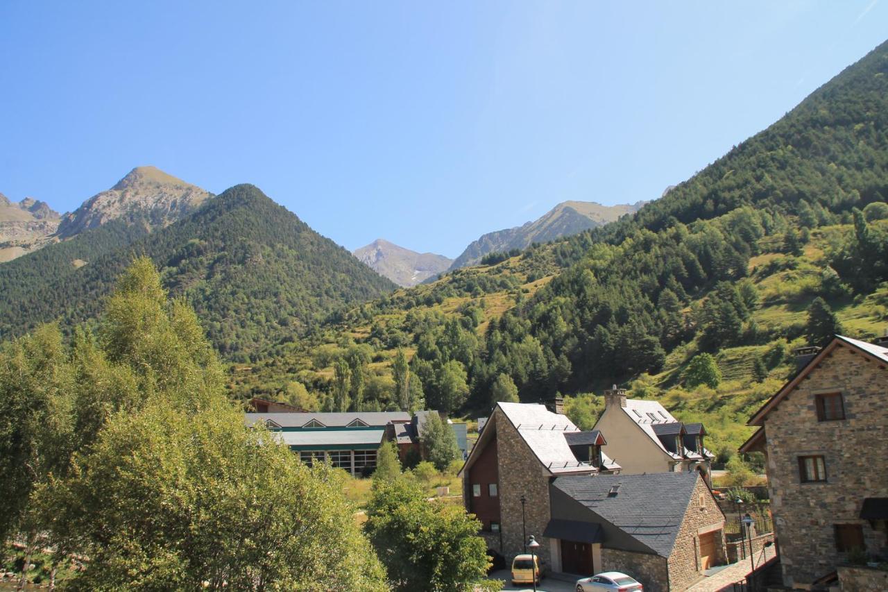Sallent De Gallego - Formigal - Pirineos Sur Exterior foto